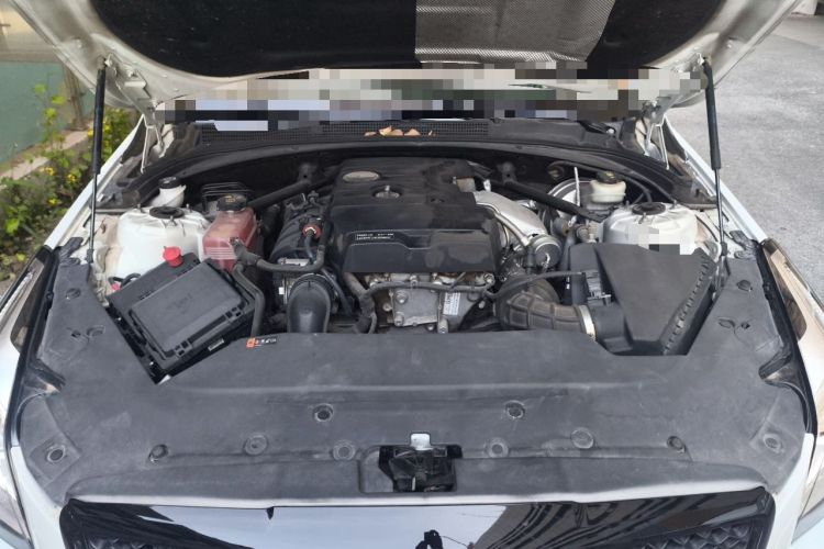 Used Cadillac ATS-L 2017 28T Luxury Model Engine Bay