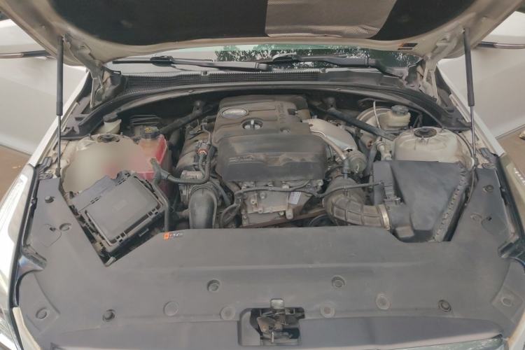 Used Cadillac ATS-L 2017 28T Fashion Edition Engine Bay