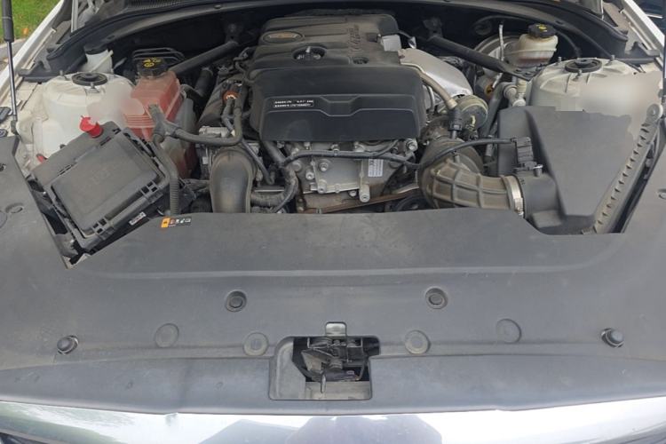 Used Cadillac ATS-L 2017 28T Tech Edition Engine Bay