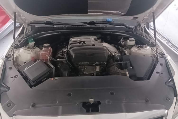 Used Cadillac ATS-L 2017 28T Fashion Edition Engine Bay