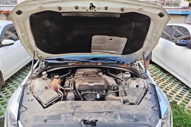 Used Cadillac ATS-L 2017 28T Tech Edition Engine Bay