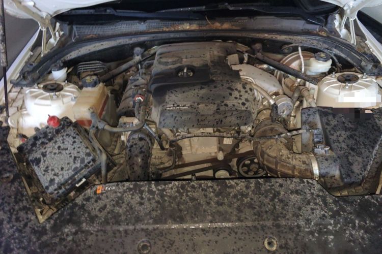 Used Cadillac ATS-L 2017 28T Fashion Edition Engine Bay