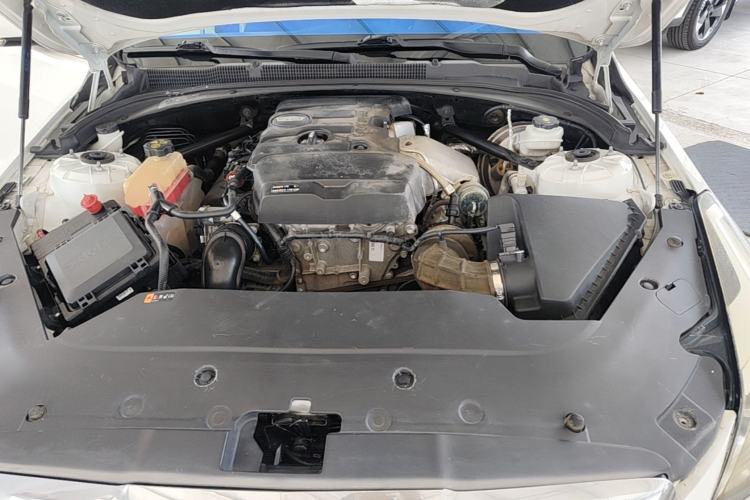 Used Cadillac ATS-L 2017 28T Tech Edition Engine Bay