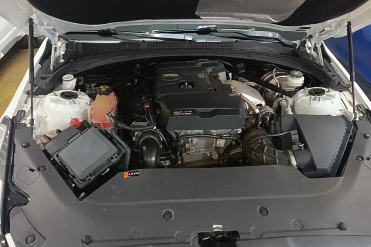 Used Cadillac ATS-L 2017 28T Fashion Edition Engine Bay