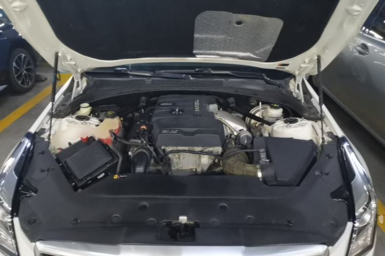 Used Cadillac ATS-L 2017 28T Tech Edition Engine Bay