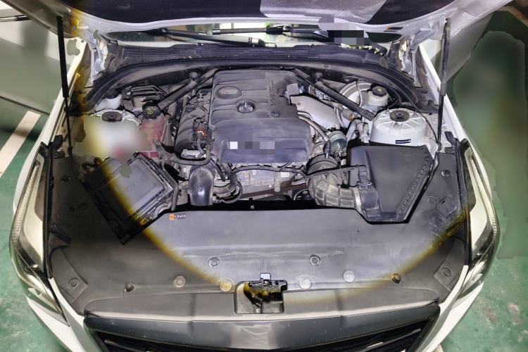 Used Cadillac ATS-L 2017 28T Fashion Edition Engine Bay