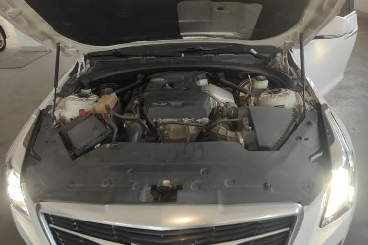Used Cadillac ATS-L 2017 28T Tech Edition Engine Bay