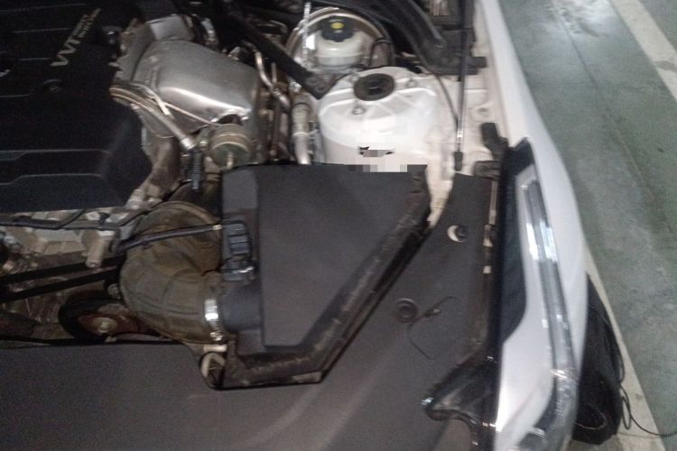 Used Cadillac ATS-L 2017 28T Fashion Edition Engine Bay Left