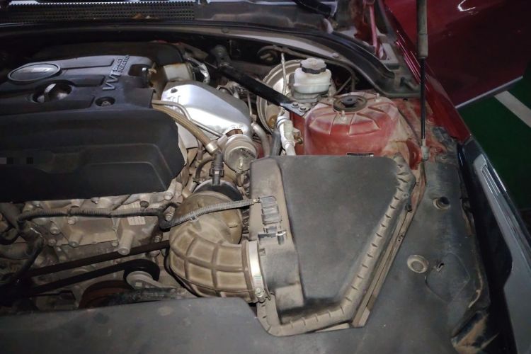 Used Cadillac ATS-L 2017 28T Fashion Edition Engine Bay Left