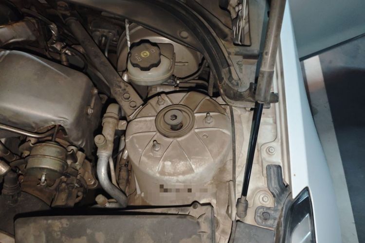 Used Cadillac ATS-L 2017 28T Tech Edition Engine Bay Left