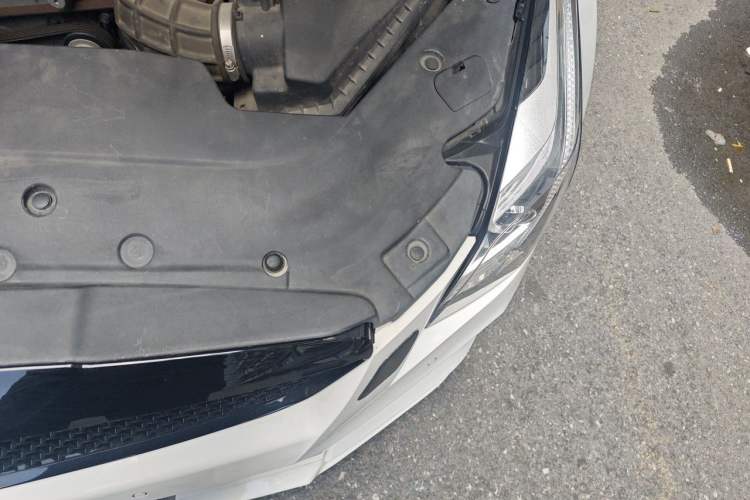 Used Cadillac ATS-L 2017 28T Fashion Edition Engine Bay Left