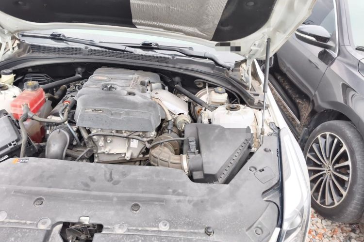 Used Cadillac ATS-L 2017 28T Tech Edition Engine Bay Left