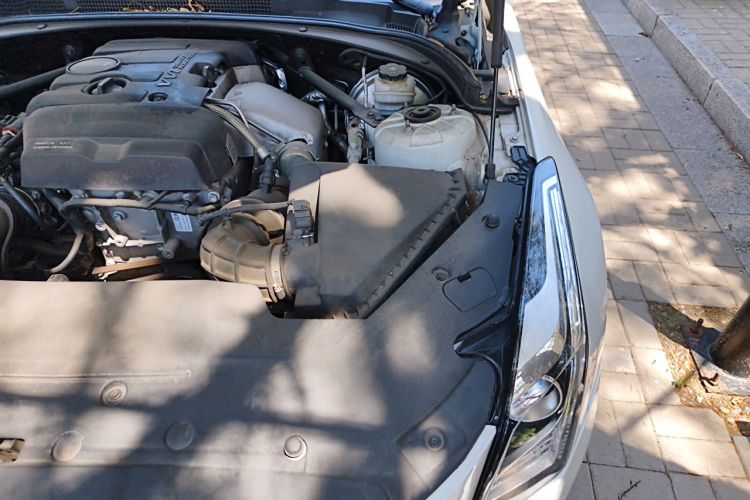 Used Cadillac ATS-L 2017 28T Tech Edition Engine Bay Left