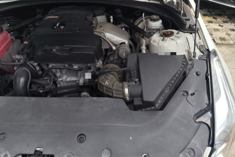 Used Cadillac ATS-L 2017 28T Tech Edition Engine Bay Left