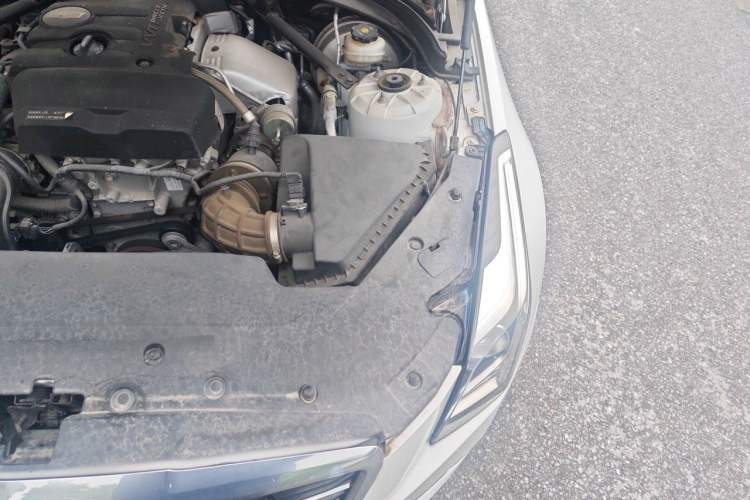 Used Cadillac ATS-L 2017 28T Tech Edition Engine Bay Left