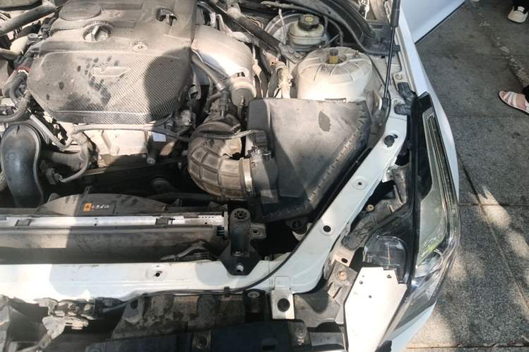 Used Cadillac ATS-L 2017 28T Fashion Edition Engine Bay Left