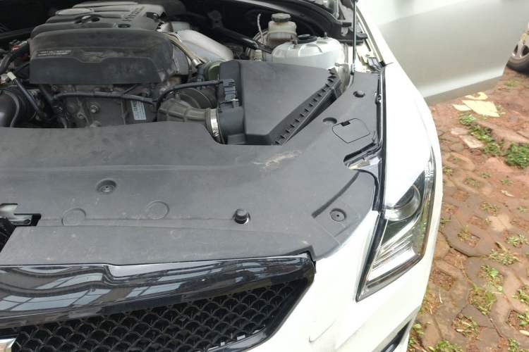 Used Cadillac ATS-L 2017 28T Tech Edition Engine Bay Left