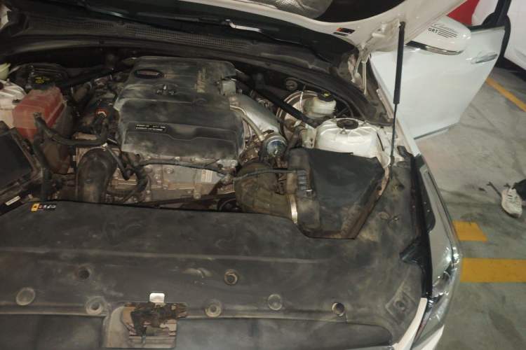 Used Cadillac ATS-L 2017 28T Fashion Edition Engine Bay Left