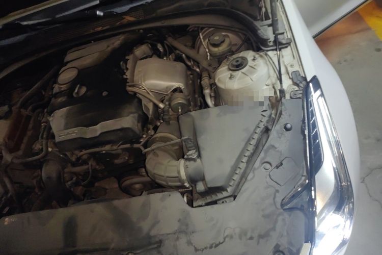 Used Cadillac ATS-L 2017 28T Fashion Edition Engine Bay Left