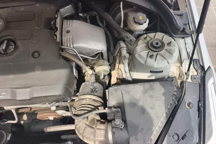 Used Cadillac ATS-L 2017 28T Fashion Edition Engine Bay Left