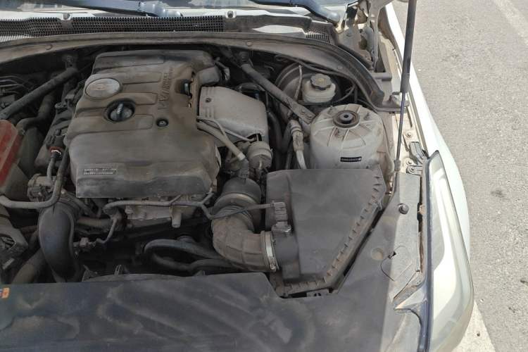 Used Cadillac ATS-L 2017 28T Fashion Edition Engine Bay Left