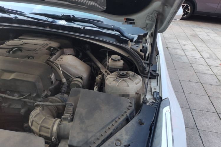 Used Cadillac ATS-L 2017 28T Fashion Edition Engine Bay Left