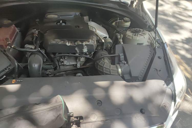 Used Cadillac ATS-L 2017 28T Fashion Edition Engine Bay Left