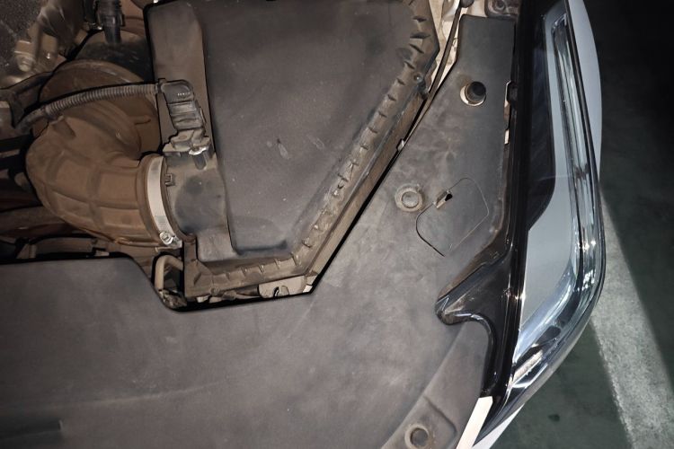 Used Cadillac ATS-L 2017 28T Fashion Edition Engine Bay Left
