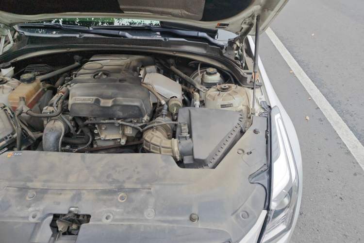 Used Cadillac ATS-L 2017 28T Tech Edition Engine Bay Left