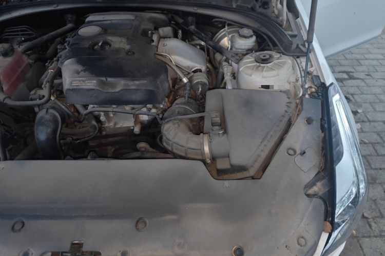 Used Cadillac ATS-L 2017 28T Fashion Edition Engine Bay Left