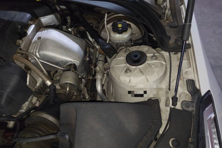 Used Cadillac ATS-L 2017 28T Fashion Edition Engine Bay Left