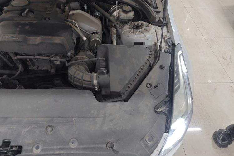 Used Cadillac ATS-L 2017 28T Fashion Edition Engine Bay Left