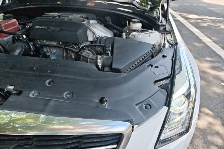 Used Cadillac ATS-L 2017 28T Tech Edition Engine Bay Left