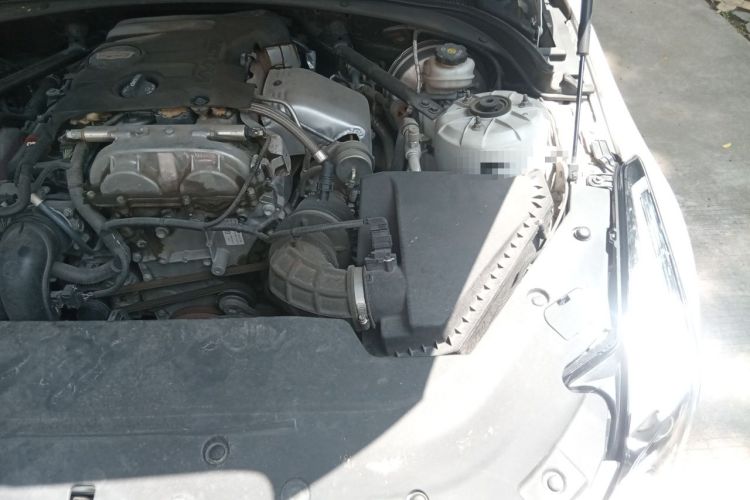 Used Cadillac ATS-L 2017 28T Tech Edition Engine Bay Left