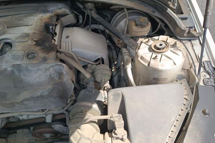 Used Cadillac ATS-L 2017 28T Tech Edition Engine Bay Left