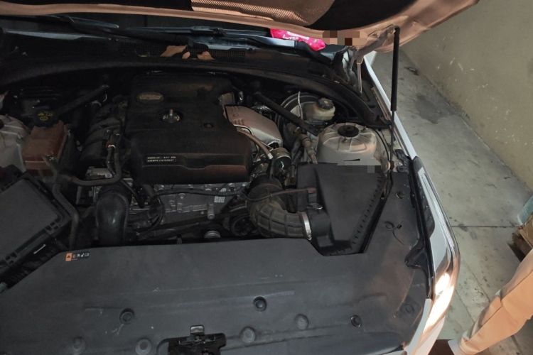 Used Cadillac ATS-L 2017 28T Fashion Edition Engine Bay Left