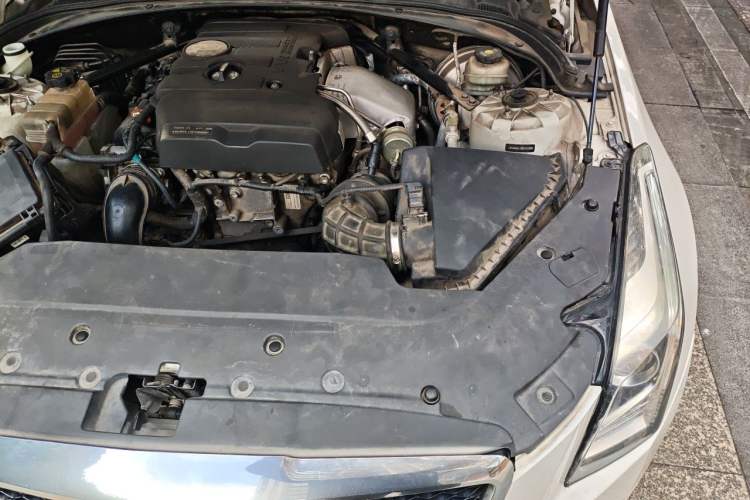 Used Cadillac ATS-L 2017 28T Tech Edition Engine Bay Left