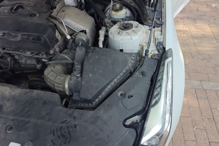 Used Cadillac ATS-L 2017 28T Tech Edition Engine Bay Left