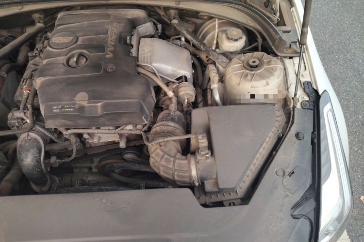 Used Cadillac ATS-L 2017 28T Tech Edition Engine Bay Left
