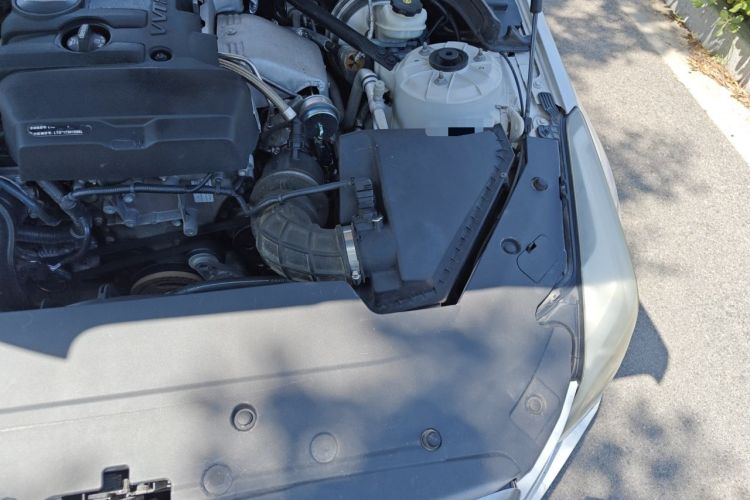 Used Cadillac ATS-L 2017 28T Fashion Edition Engine Bay Left