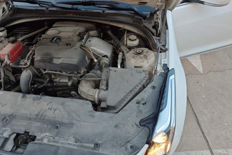 Used Cadillac ATS-L 2017 28T Fashion Edition Engine Bay Left