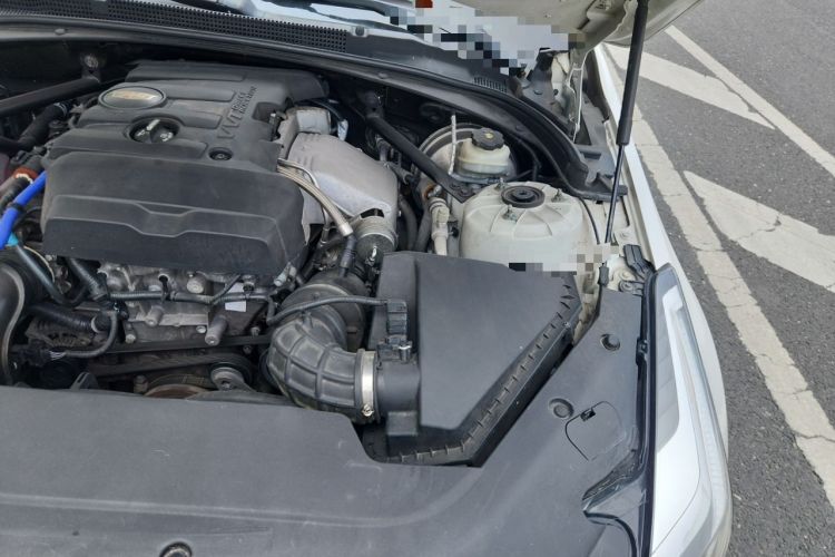Used Cadillac ATS-L 2017 28T Fashion Edition Engine Bay Left
