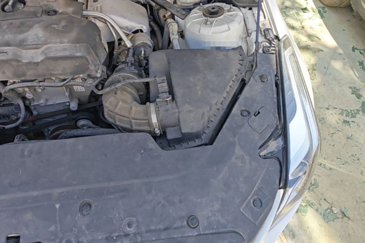 Used Cadillac ATS-L 2017 28T Fashion Edition Engine Bay Left