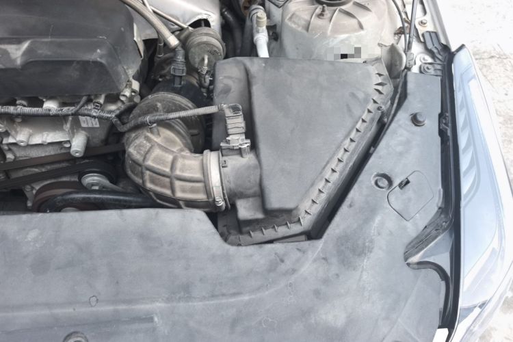 Used Cadillac ATS-L 2017 28T Tech Edition Engine Bay Left