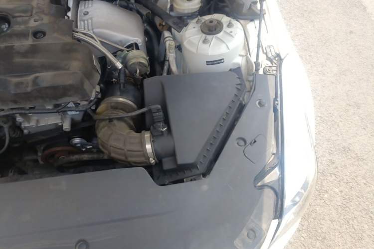Used Cadillac ATS-L 2017 28T Fashion Edition Engine Bay Left