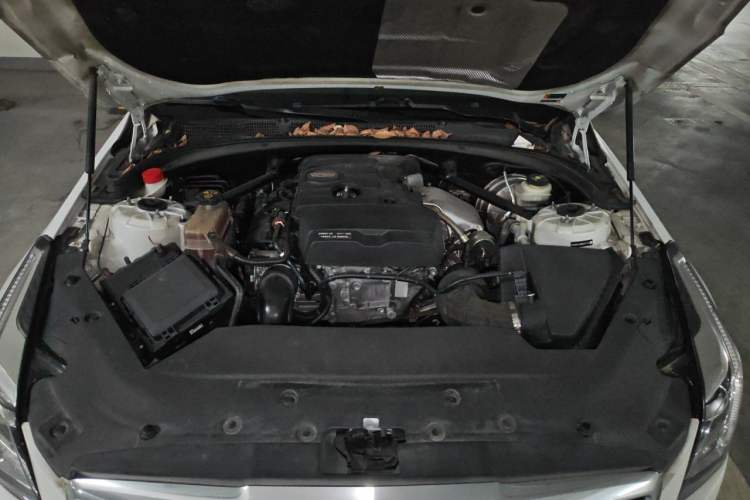 Used Cadillac ATS-L 2017 28T Tech Edition Engine Bay