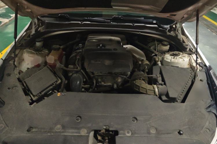 Used Cadillac ATS-L 2017 28T Luxury Model Engine Bay