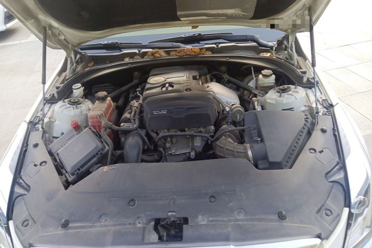 Used Cadillac ATS-L 2017 28T Tech Edition Engine Bay