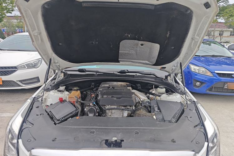 Used Cadillac ATS-L 2017 28T Tech Edition Engine Bay