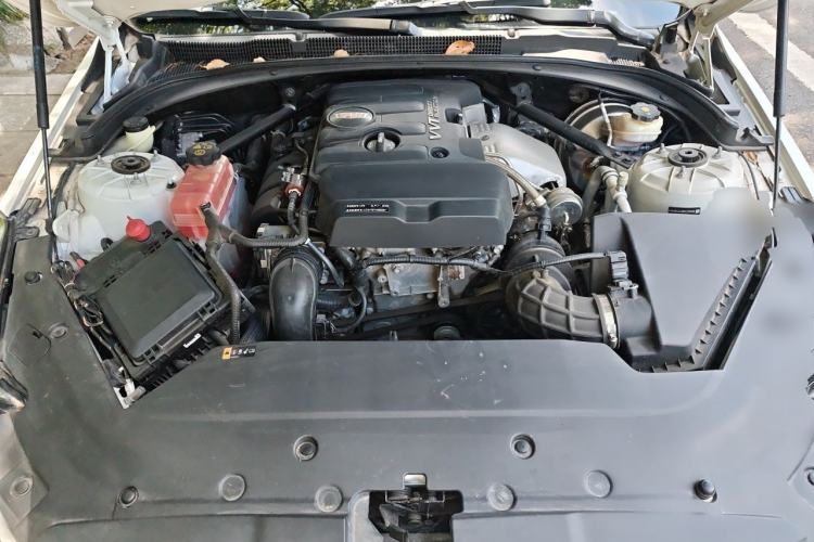 Used Cadillac ATS-L 2017 28T Tech Edition Engine Bay
